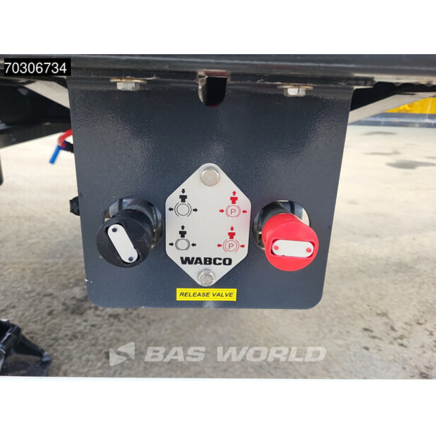 2025 Kässbohrer LB3E-44430999