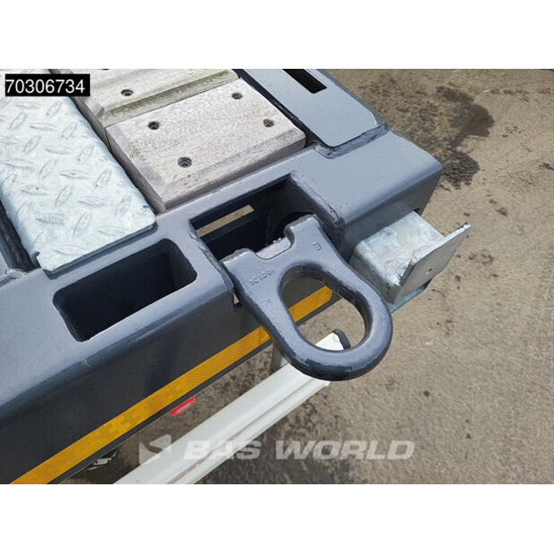 2025 Kässbohrer LB3E-44431001