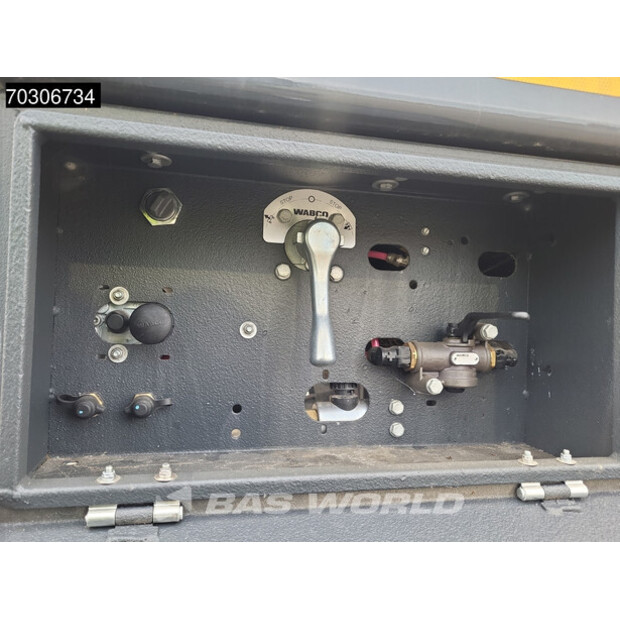 2025 Kässbohrer LB3E-44431007