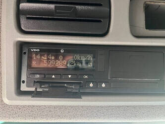 2006-mercedes-benz-actros-2832-1396853-44431024