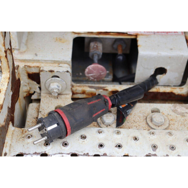 2013 Genie GS-2032-44431261