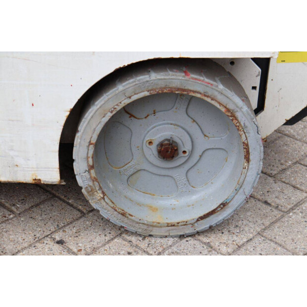 2013 Genie GS-2032-44431287