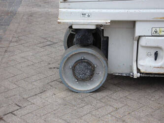 2016-jlg-2032es-1396862-44431315