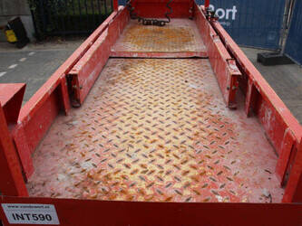 2016-jlg-2032es-1396862-44431321