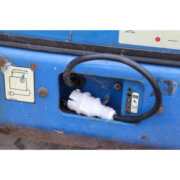 2007 جيه ال جي M400AJPN-44431454