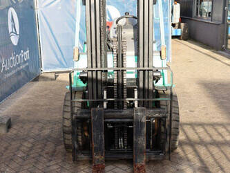 2010-mitsubishi-fg35n-1396872-44431647