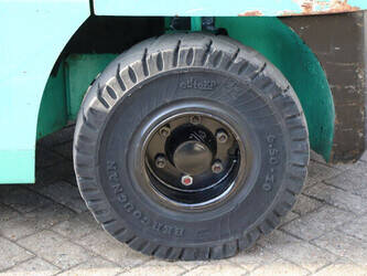 2010-mitsubishi-fg35n-1396872-44431659