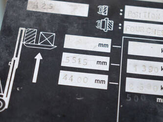 2013-fenwick-linde-h25t-02-44431715