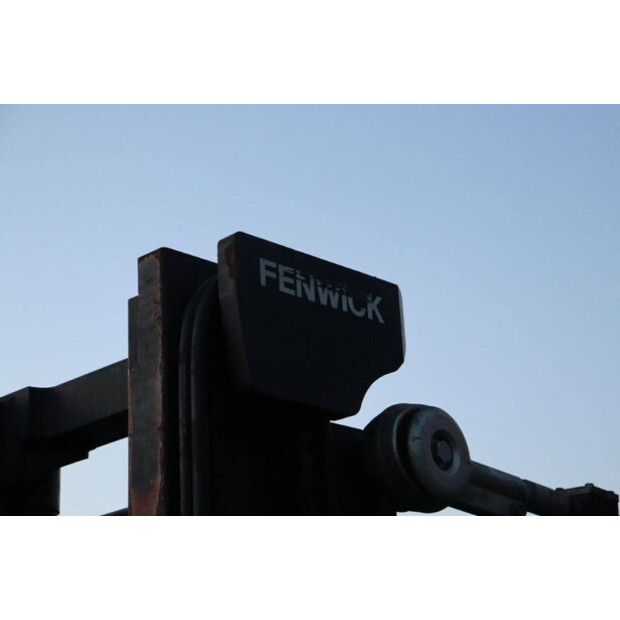 2012 فينويك H30-44431787