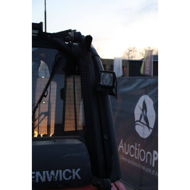 2012 فينويك H30-44431797