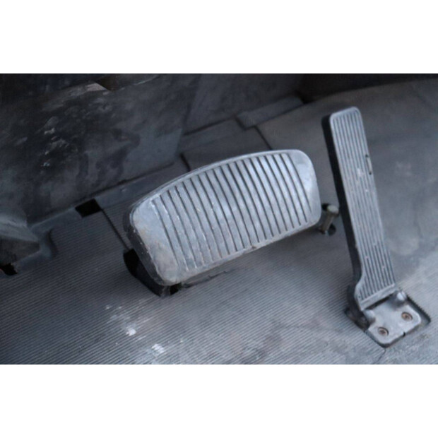 1998 Yale GDP25TF-44431928