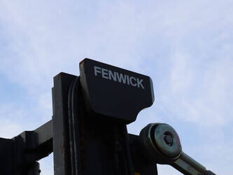 2013-fenwick-linde-h30d-02-44432065