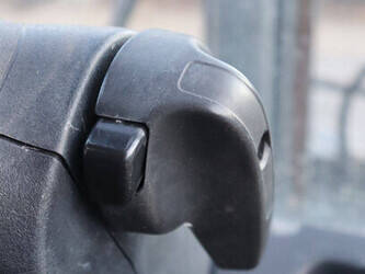 2013-fenwick-linde-h30d-02-44432087