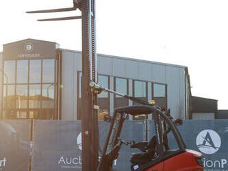 2013-fenwick-linde-h30d-02-44432092