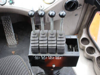 2001-svetruck-1060-30-1396884-44432166