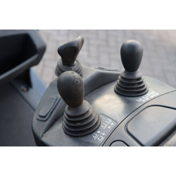 2014 Linde H30D-02-44432211