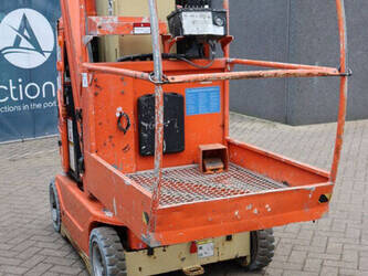 2010-jlg-toucan-800-a-1396889-44432320