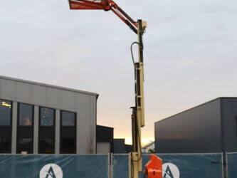 2010-jlg-toucan-800-a-1396889-44432337