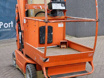 2010-jlg-toucan-800-a-1396890-44432350