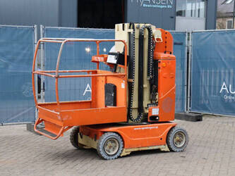 2010-jlg-toucan-800-a-1396890-44432352