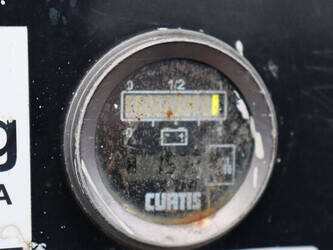 2010-jlg-toucan-800-a-1396890-44432357