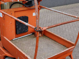 2010-jlg-toucan-800-a-1396890-44432360