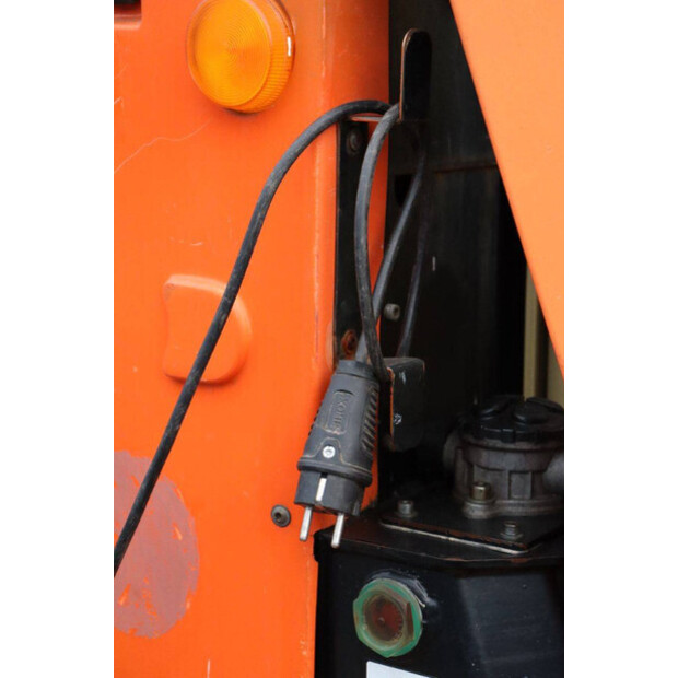 2010 جيه ال جي TOUCAN 800 A-44432362