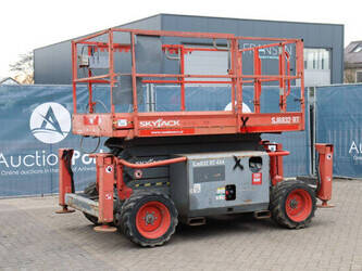 2015-skyjack-sj6832rt-1396891-44432382