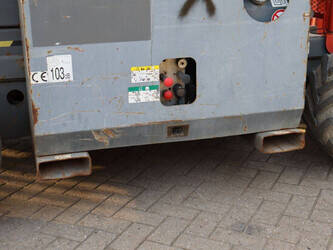 2015-skyjack-sj6832rt-1396892-44432429