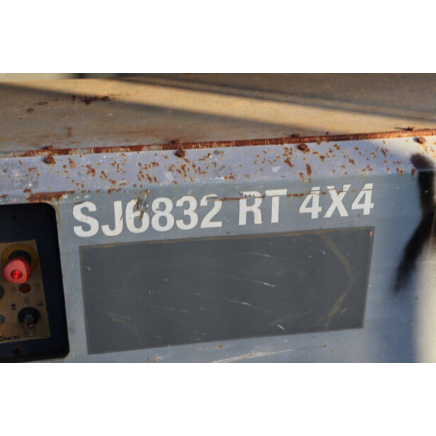 2015 SkyJack SJ6832RT-44432435