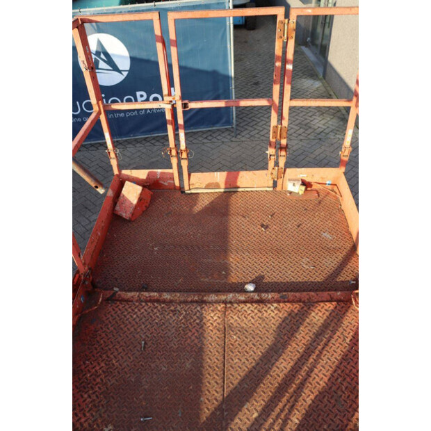 2015 SkyJack SJ6832RT-44432448