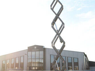 2015-skyjack-sj6832rt-1396892-44432454