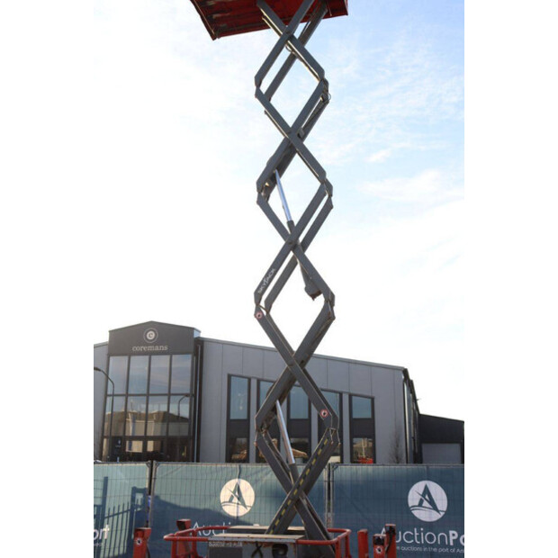 2015 SkyJack SJ6832RT-44432456