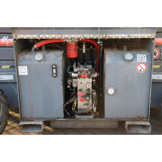 2015 سكايجاك SJ6832RT-44432481