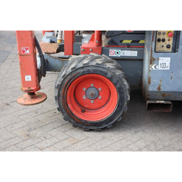 2016 SkyJack SJ6826RT-44432504