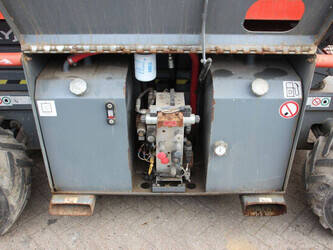 2016-skyjack-sj6826rt-1396894-44432517