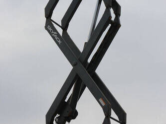 2016-skyjack-sj6826rt-1396894-44432525