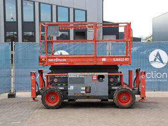 2015-skyjack-sj6832-rt-44432528