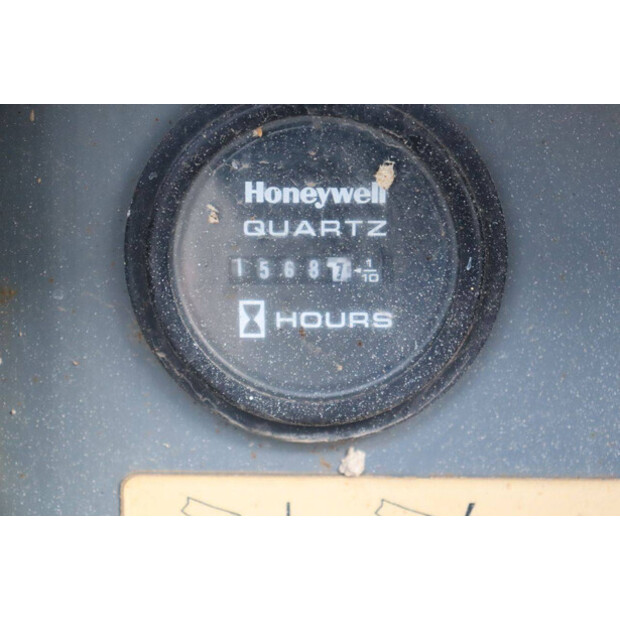 2015 SkyJack SJ6832 RT-44432549