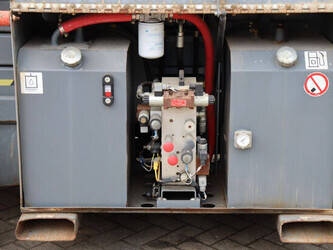 2015-skyjack-sj6832-rt-44432554