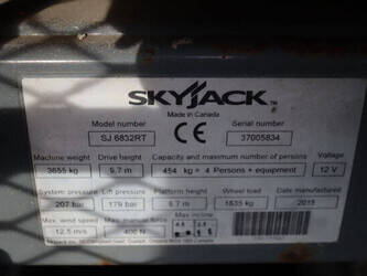 2015-skyjack-sj6832-rt-44432564