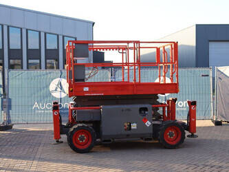 Image for SCISSOR LIFTS 2016 SkyJack SJ6832RT