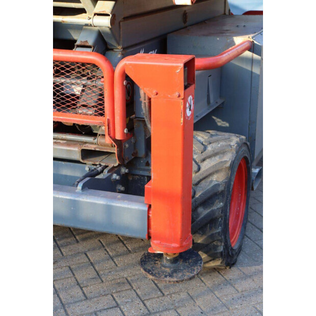 2016 SkyJack SJ6832RT-44432586