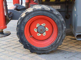 2016-skyjack-sj6832rt-1396896-44432589