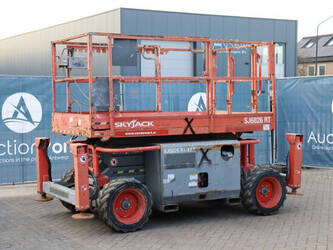 2015-skyjack-sj6826rt-1396897-44432624