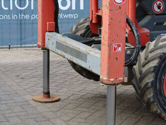 2015-skyjack-sj6826rt-1396897-44432645