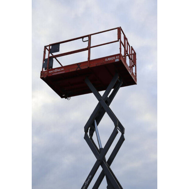 2015 SkyJack SJ6826RT-44432650