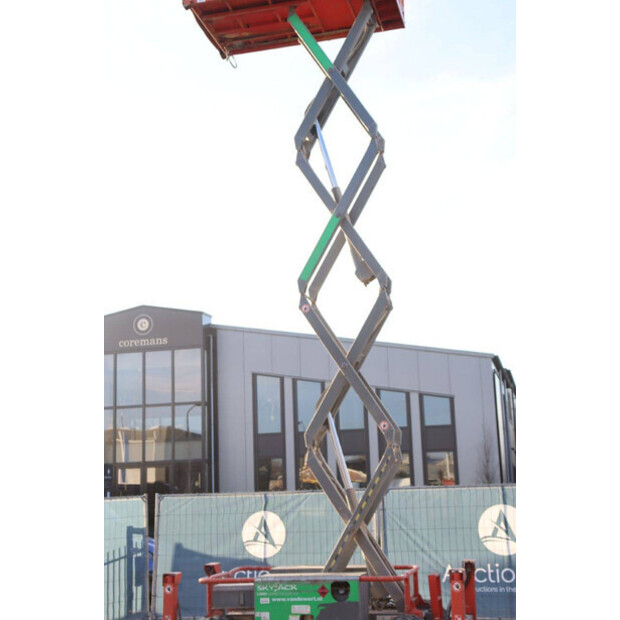 2014 SkyJack SJ6826RT-44432691