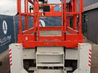 2010-genie-gs-2668-rt-44432700