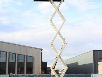 2010-genie-gs-2668-rt-44432727